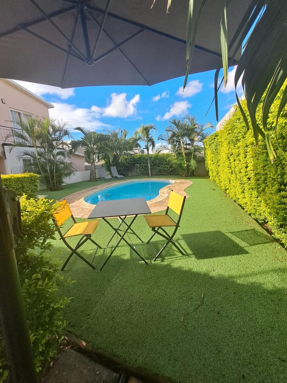 Pool view, Swimming pool, sunbed