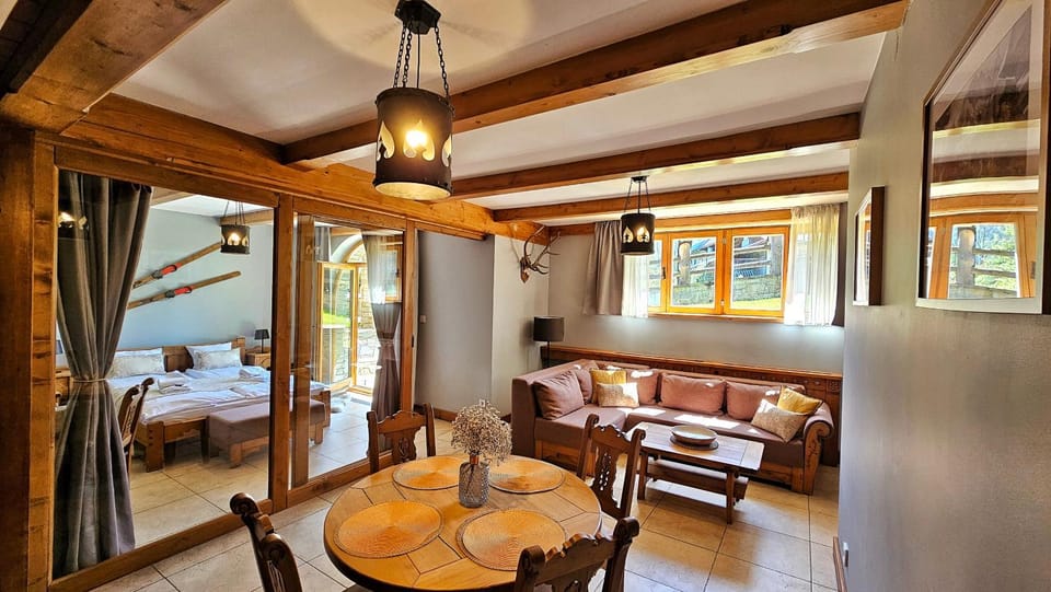 Living room, Seating area, Dining area, Bedroom