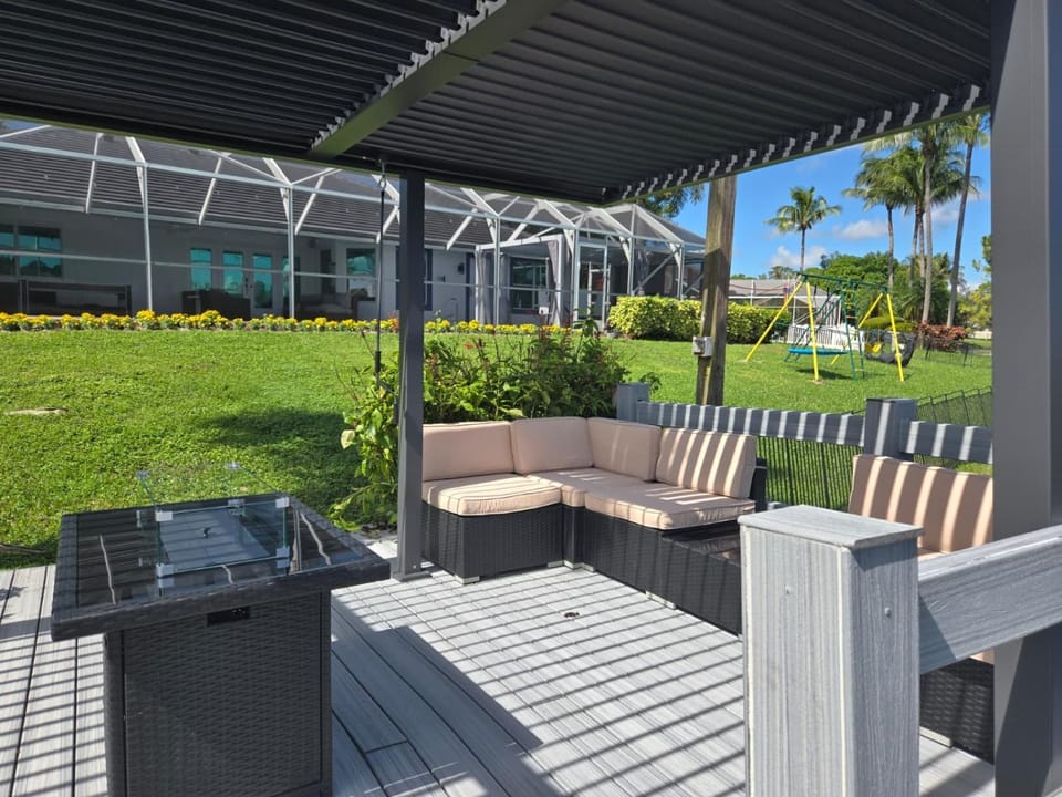 Patio, View (from property/room)