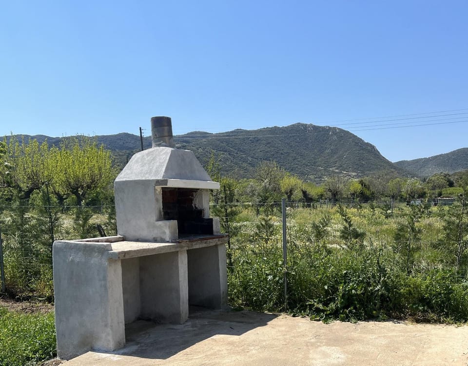 Natural landscape, BBQ facilities, Mountain view
