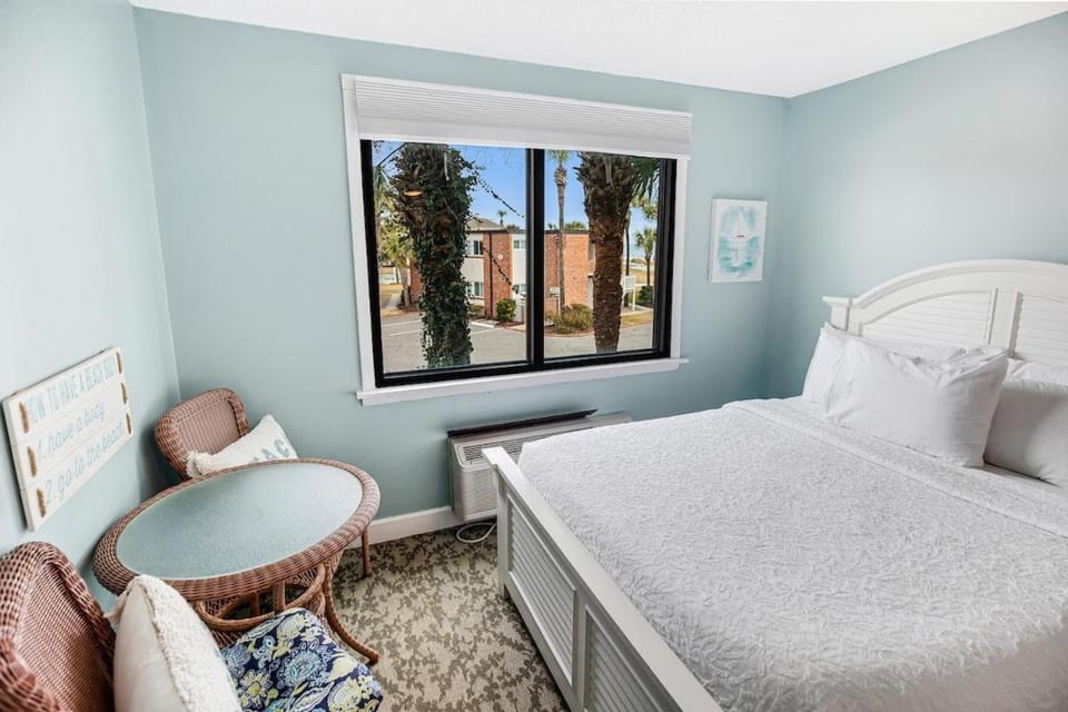 Two Queen Beds, 2nd Floor Resort View Room Apartment in South Carolina