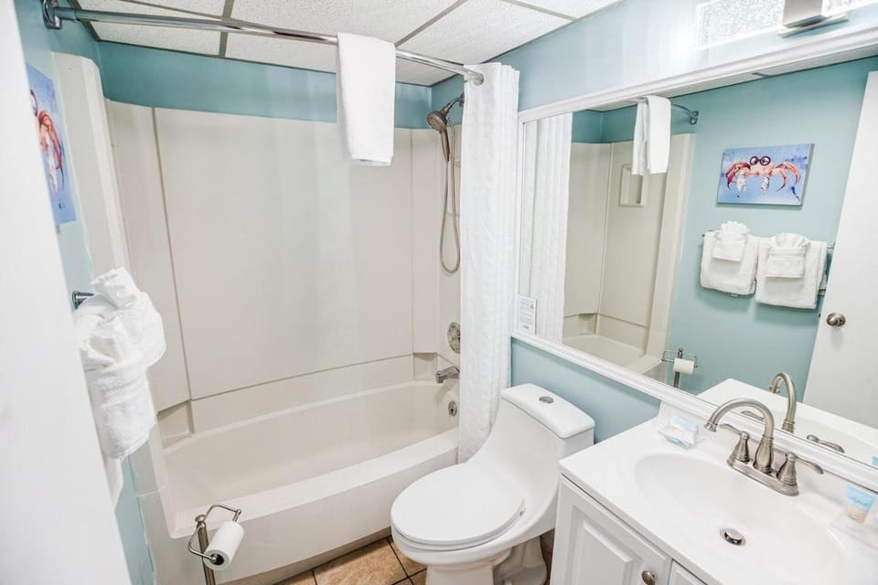 Two Queen Beds, 2nd Floor Resort View Room Apartment in South Carolina