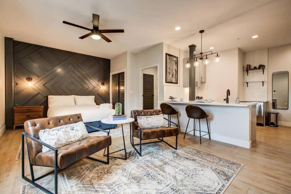 Modern ADA-Accessible Studio - Tennyson St Escape Apartment in Denver