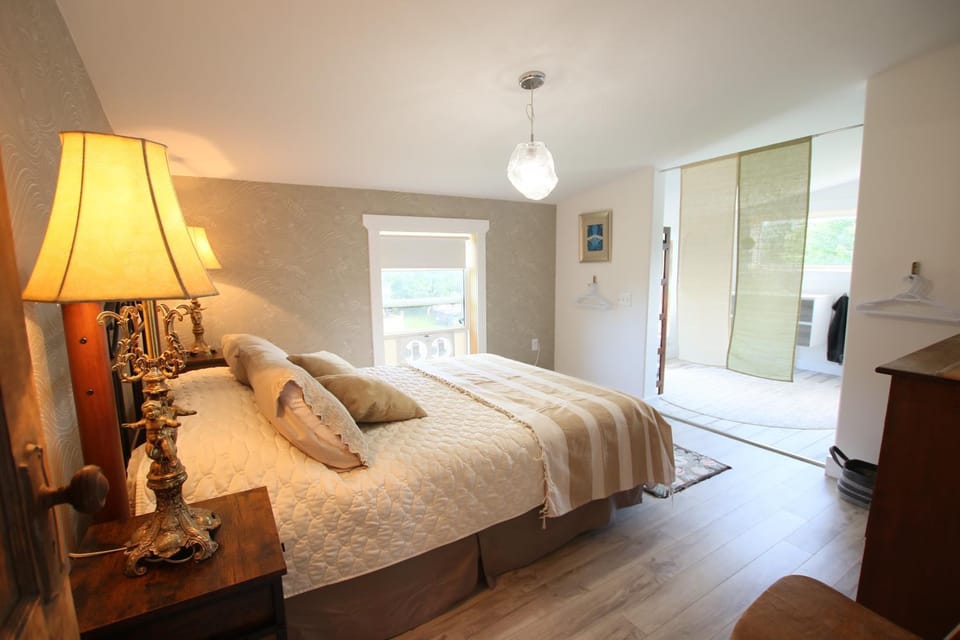 Oyster Shell Cottage House in Prince Edward Island