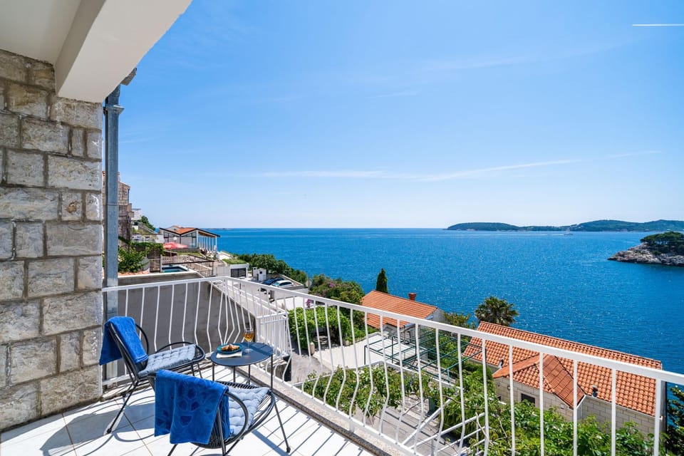 View (from property/room), Balcony/Terrace, Sea view