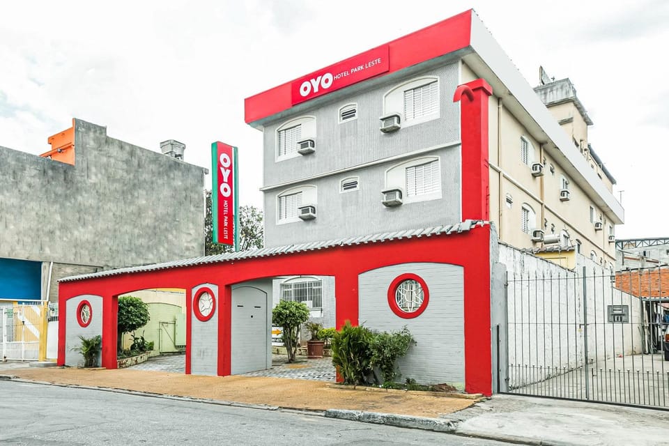Facade/entrance, Street view
