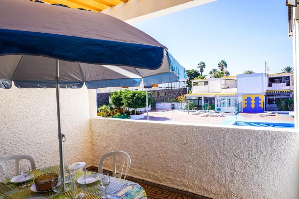 Day, View (from property/room), Balcony/Terrace, Balcony/Terrace, Pool view, Swimming pool, sunbed