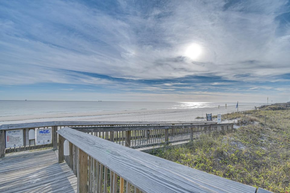 Orange Beach Condo w/ Beach+ Tennis Court Access House in Orange Beach