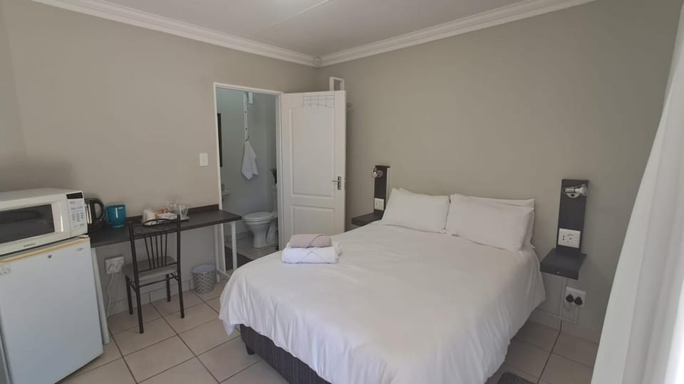 Chrisserus Guest Rooms Bed and Breakfast in South Africa