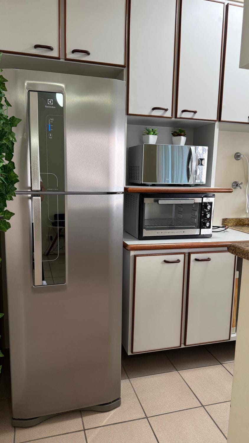 Kitchen or kitchenette, oven, stove