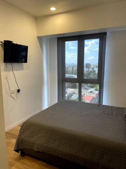 H. Español-Plaza Carso+QueenBed+1 Parking+Factura Apartment in Mexico City