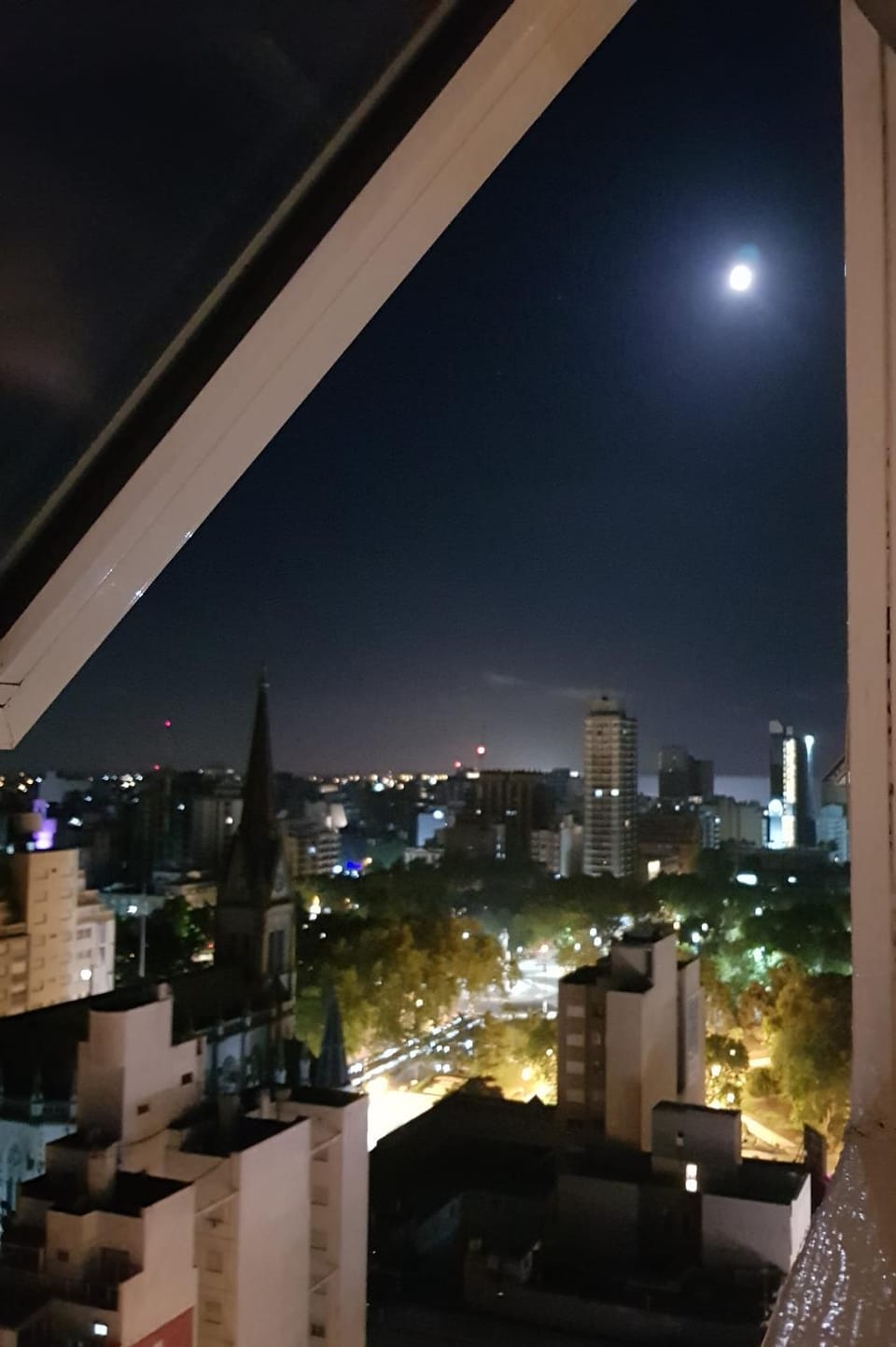 Night, View (from property/room), City view