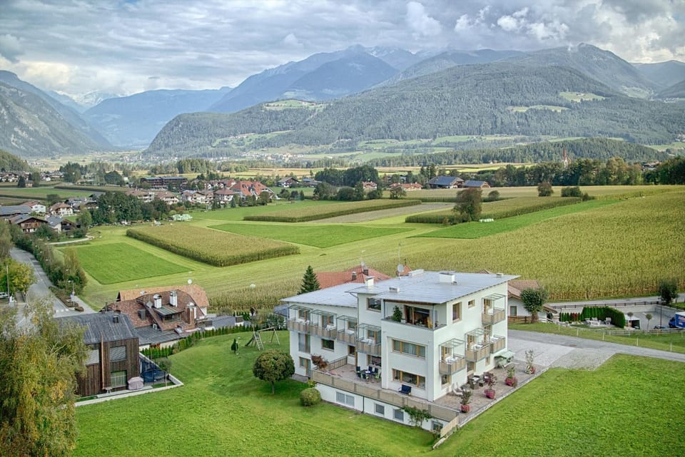 Bird's eye view, Other