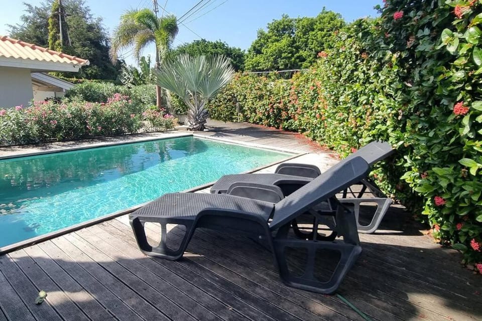 Day, Garden, Garden view, Pool view, Swimming pool, sunbed