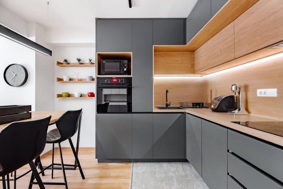 Kitchen or kitchenette, Dining area, minibar, pet friendly