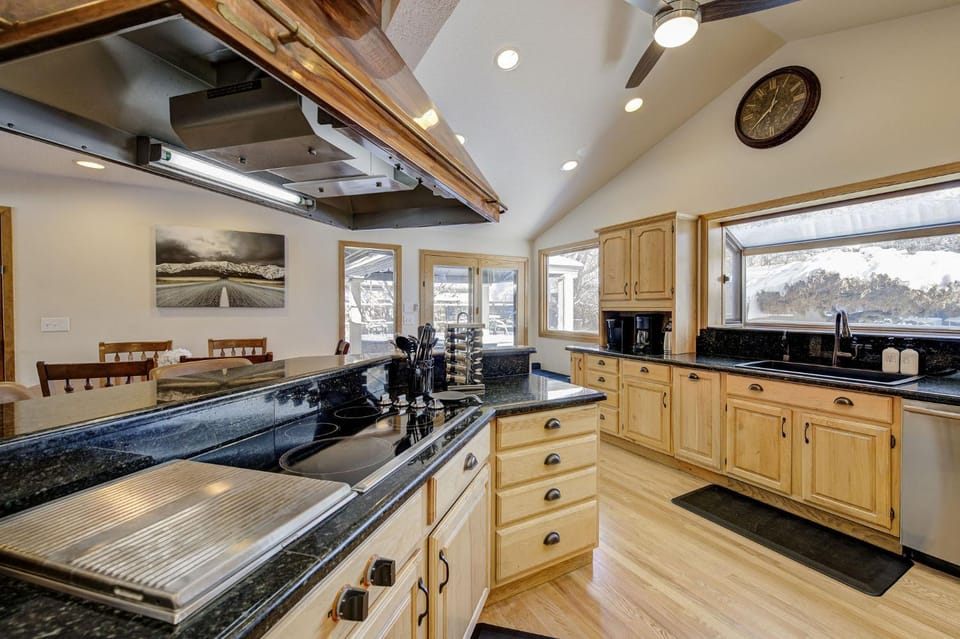 Kitchen or kitchenette, dishwasher, minibar, pet friendly, stove