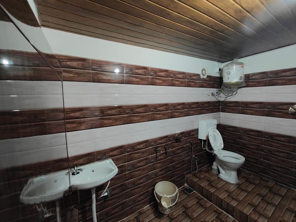Toilet, Bathroom