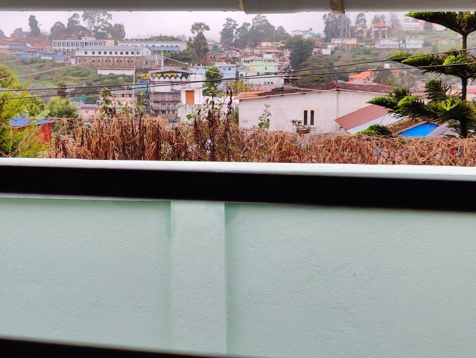 Natural landscape, Balcony/Terrace, City view