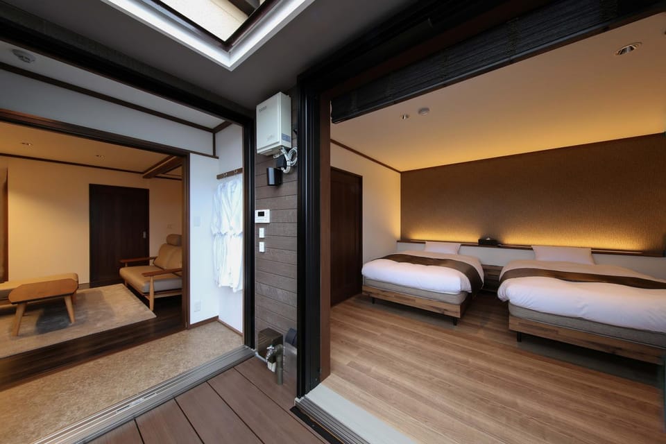 ROMANSTAY Bed and Breakfast in Takayama