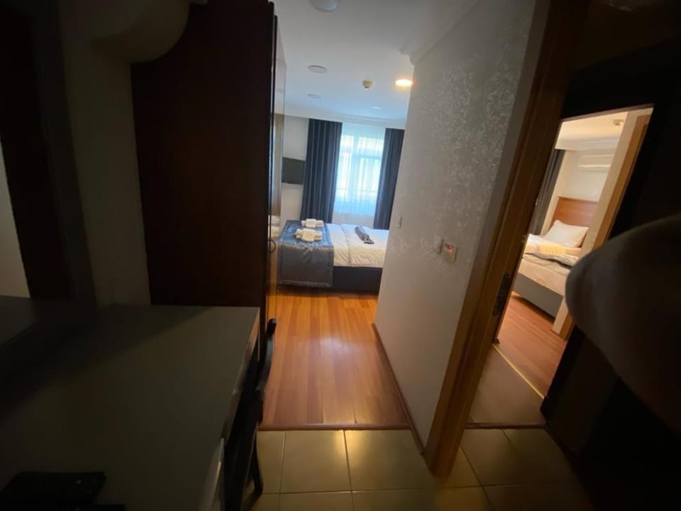 Photo of the whole room, wardrobe