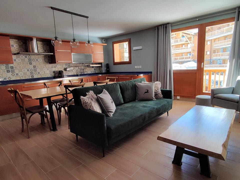COSY EDEN SKI - Luxueux appartement T4 skis aux pieds à Tignes 2100 Apartment in Tignes