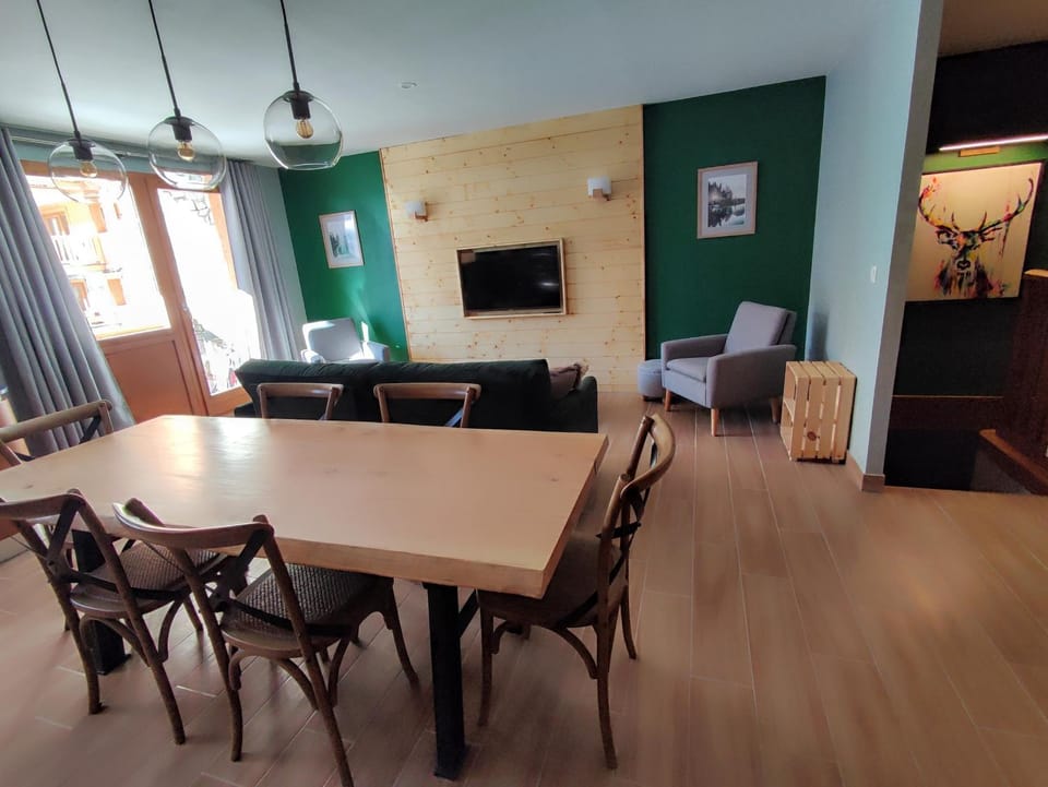 COSY EDEN SKI - Luxueux appartement T4 skis aux pieds à Tignes 2100 Apartment in Tignes