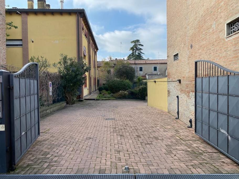 Property building, Street view