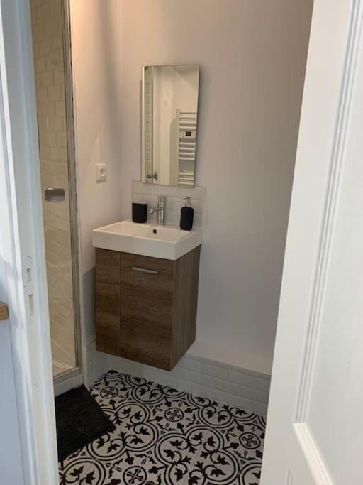 Studio Cosy à 12 min à pieds de la Gare Apartment in Limoges