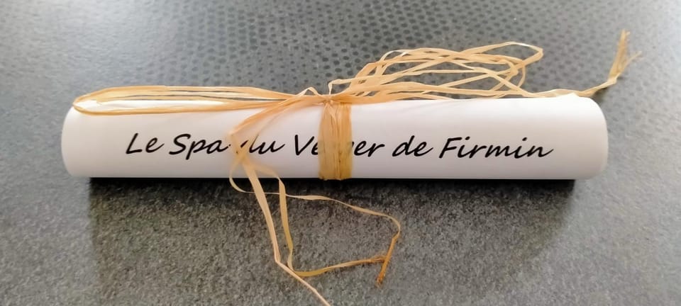 Le Spa du Verger de Firmin - jacuzzi intérieur privé Chalet in Occitanie