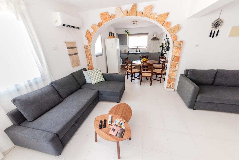 Trinidad 2-A Apartment in Paralimni