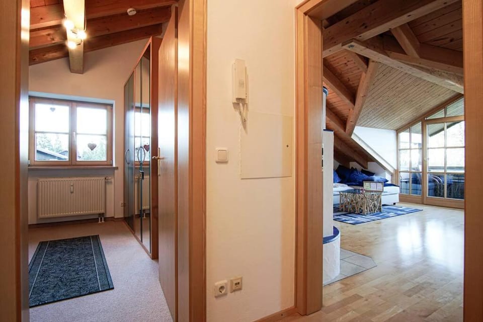Alpenblick am Weissensee Ruhiges Apartment mit Balkon, Kamin und Netflix Apartment in Fussen