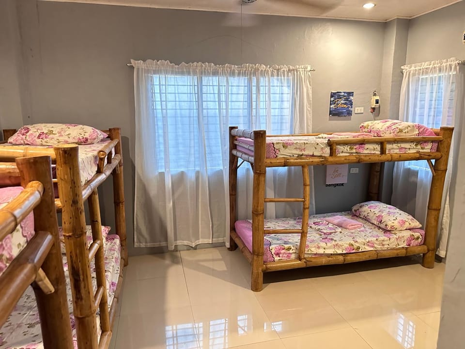Lionfish Backpackers hostel Hostel in Central Visayas