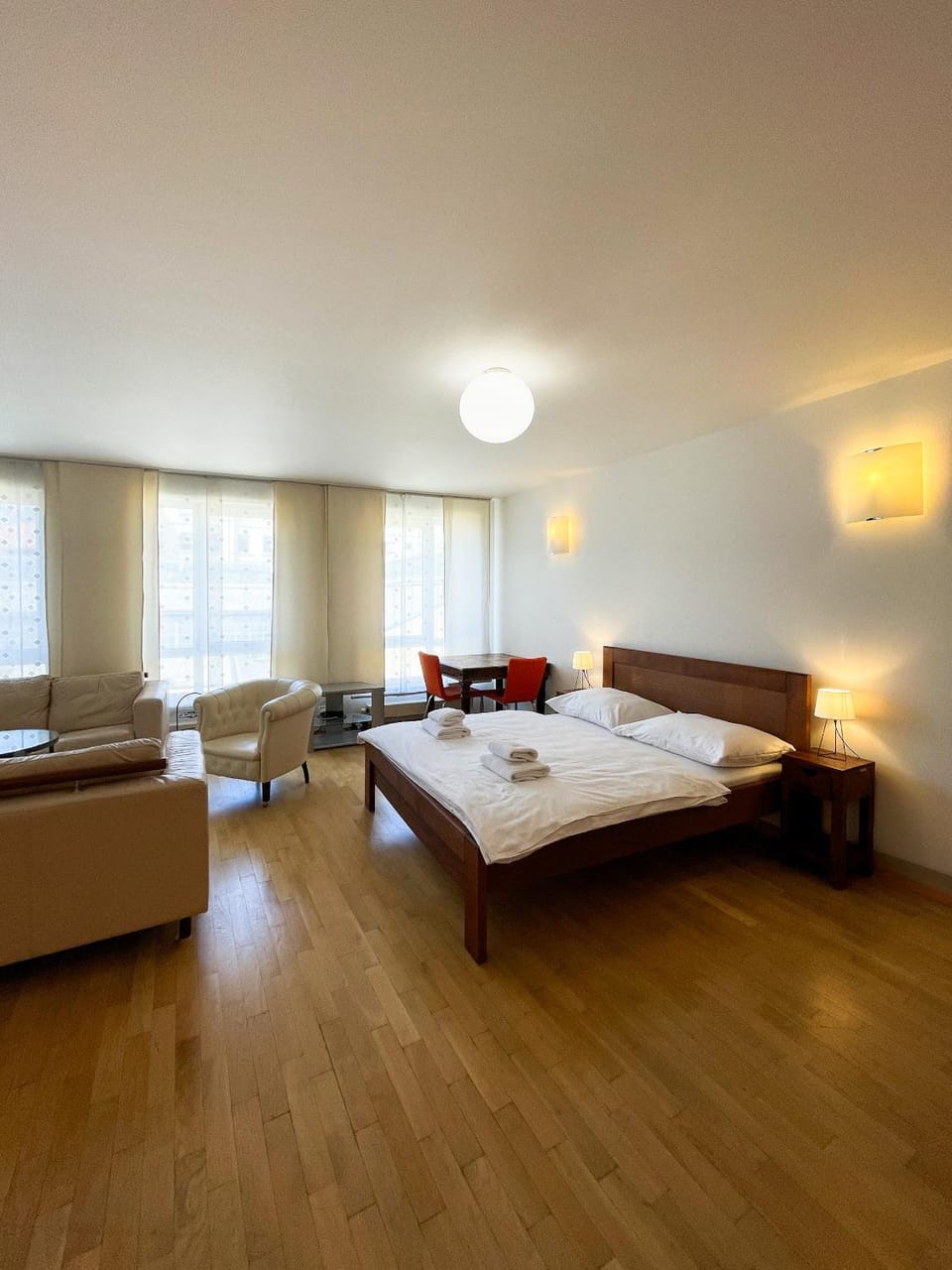 Bed, Living room, Seating area, Bedroom