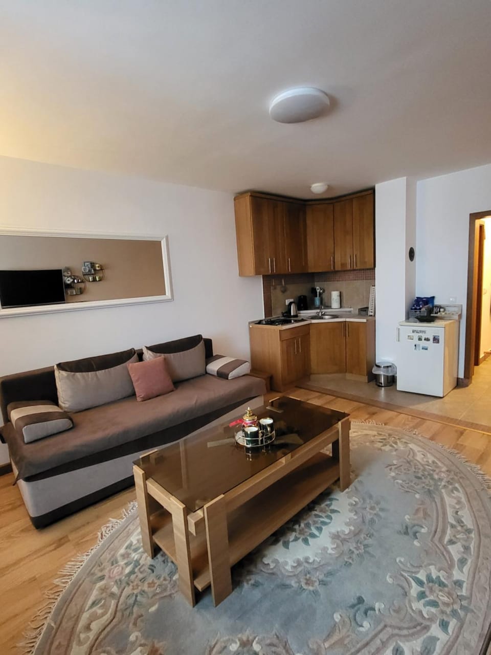 Kitchen or kitchenette, Living room