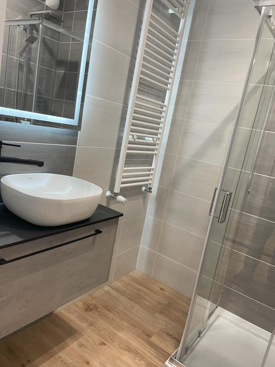 Shower, Bathroom