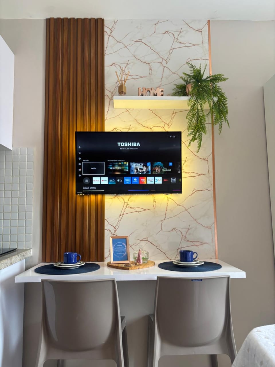 Studio na Orla de Salvador com piscina e garagem Apartment in Salvador