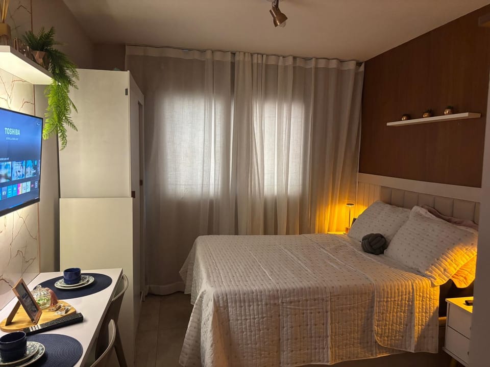 Studio na Orla de Salvador com piscina e garagem Apartment in Salvador