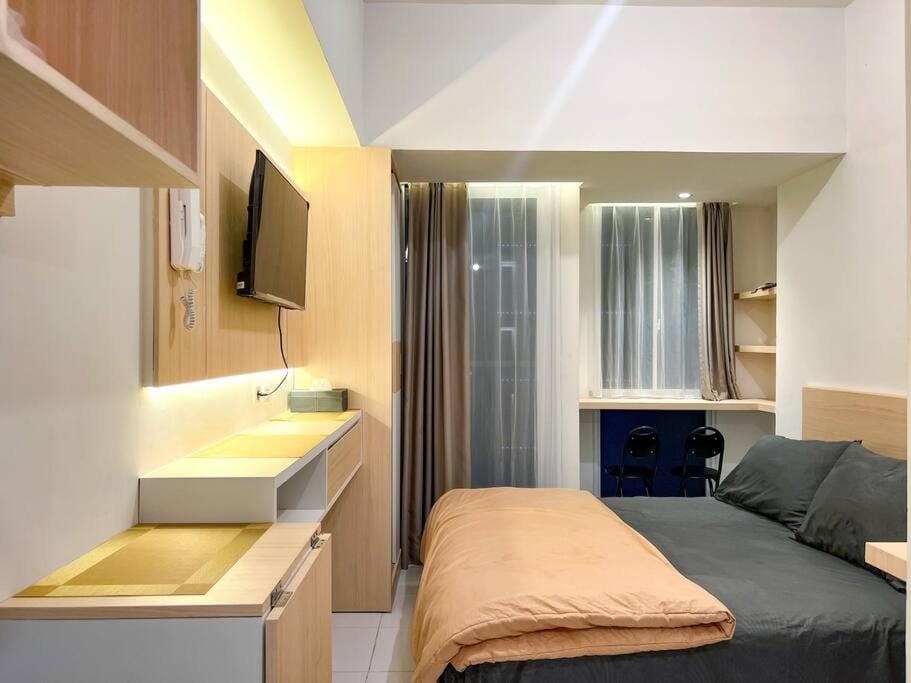 Apt Tokyo Riverside Studio PIK2 Tower C w Netflix. Apartment in West Java