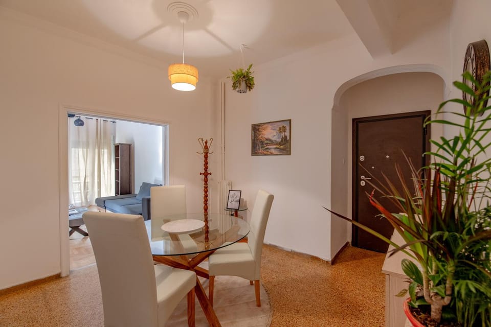 3Bedroom Apartment Near Acropolis by MPS Apartment in Athens