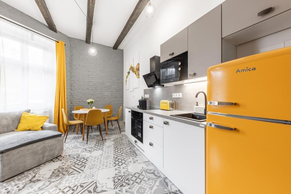 Living room, Dining area, kitchen