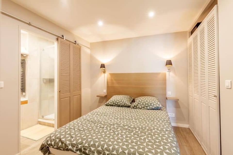 Appartement élégant plein centre Apartment in Toulon