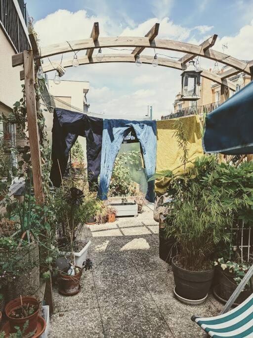 La Colonie // Cosy - terrasse - Butte aux cailles Apartment in Paris