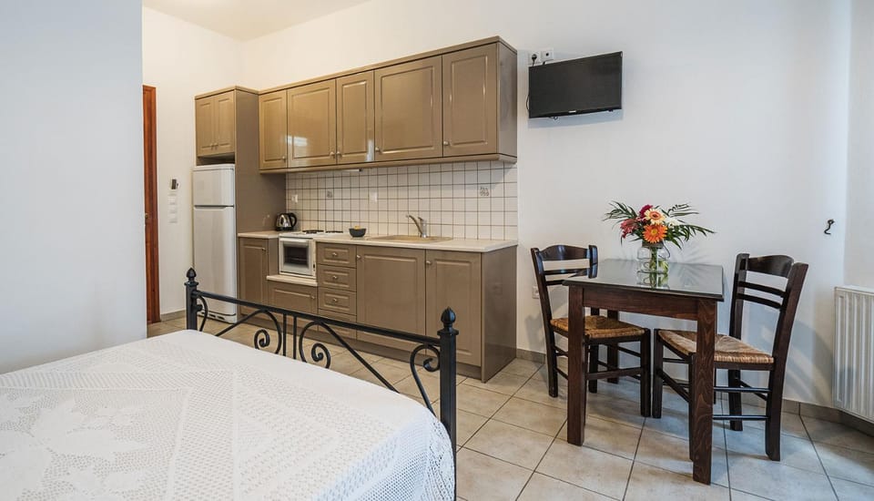 Elaida Apartments Apartment in Milos