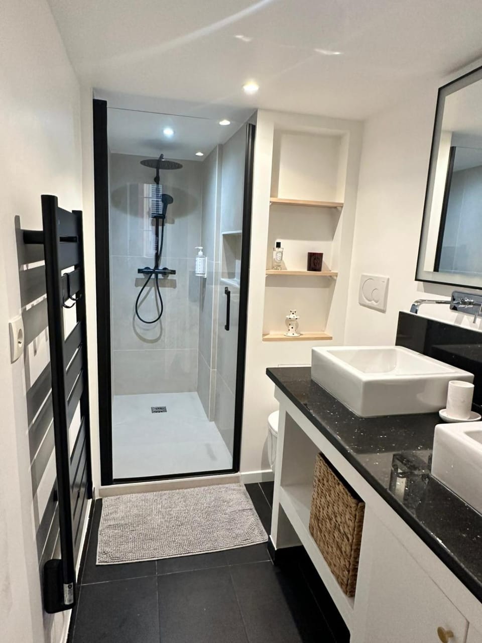 Shower, Bathroom