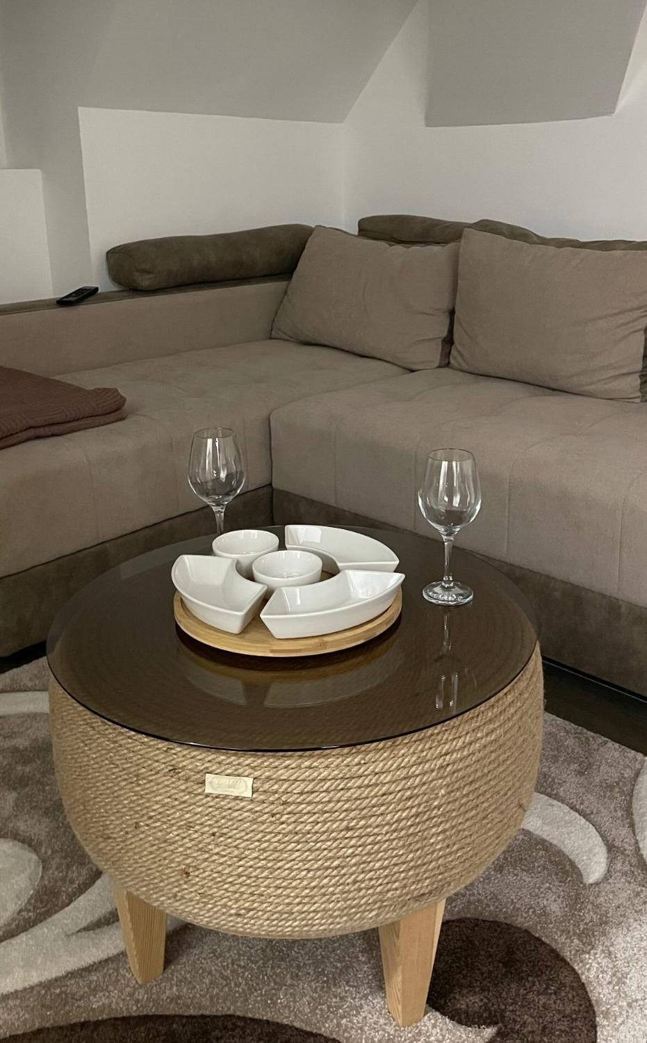 Living room, Seating area
