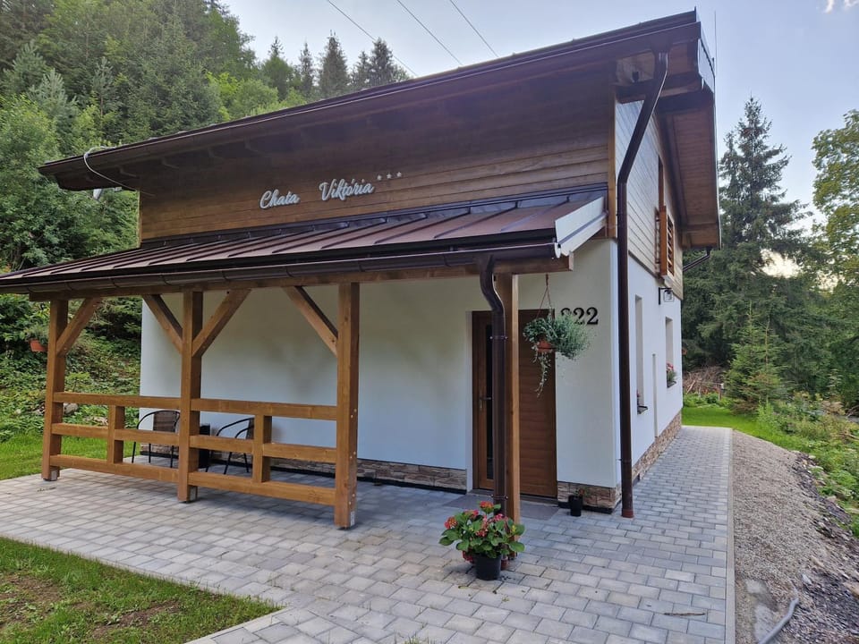 Property building, Garden, Garden view