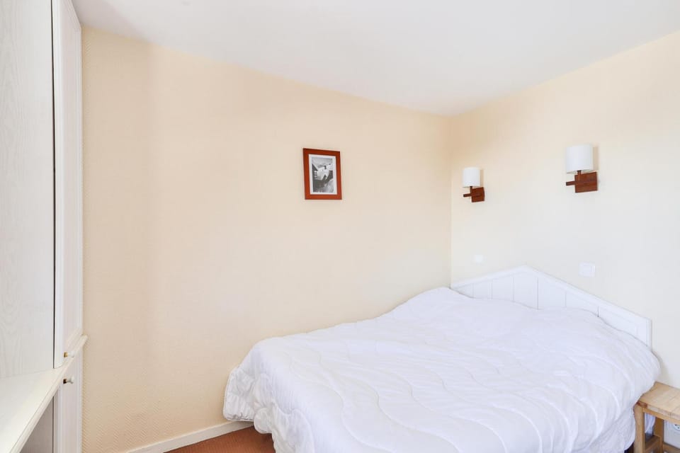Bed, furniture