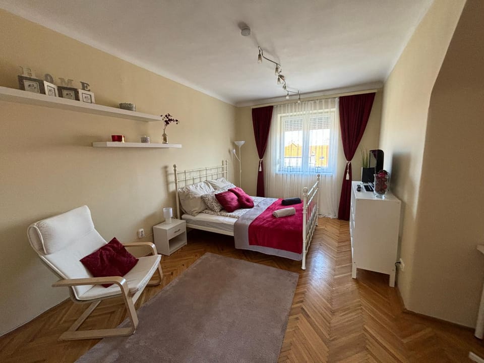 Downtown Hideaway Apartman Apartment in Budapest