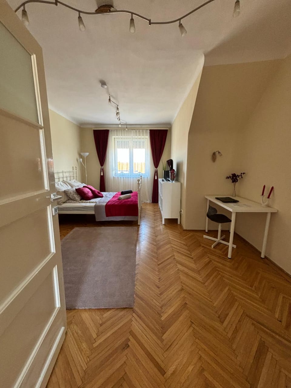 Downtown Hideaway Apartman Apartment in Budapest