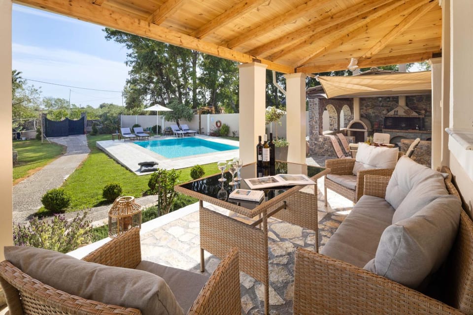 Patio, Pool view, Swimming pool